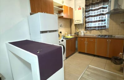 Alquiler de un acogedor apartamento de 2 habitaciones con balcón, Bucarest, Rumanía